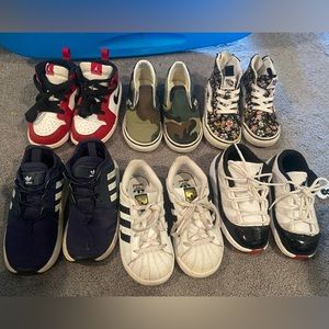 Toddler sneakers all 8c